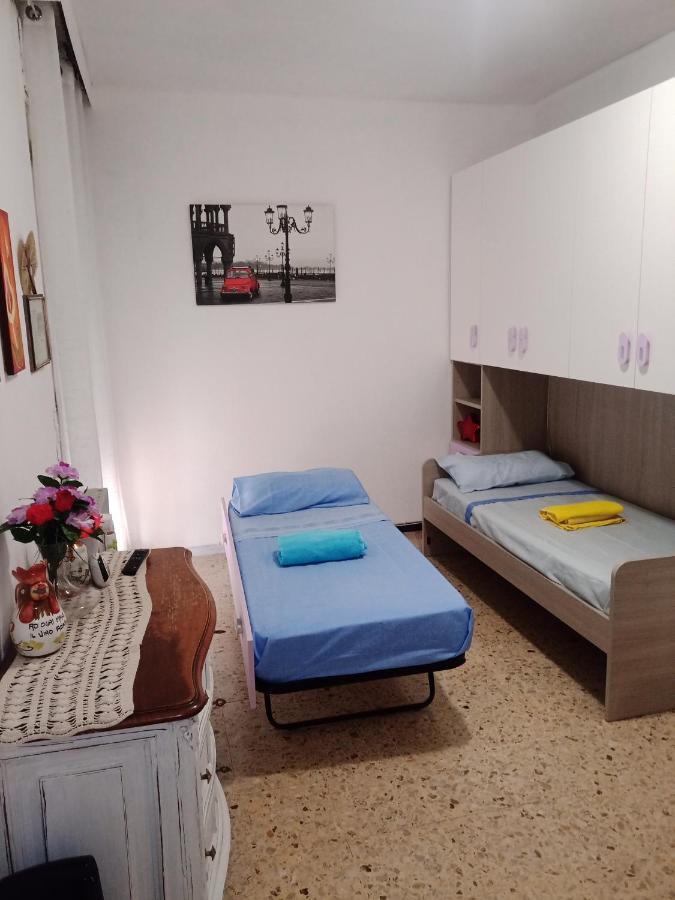 "House Of Lella" Appartamento 2 Camere Da Letto Милан Экстерьер фото